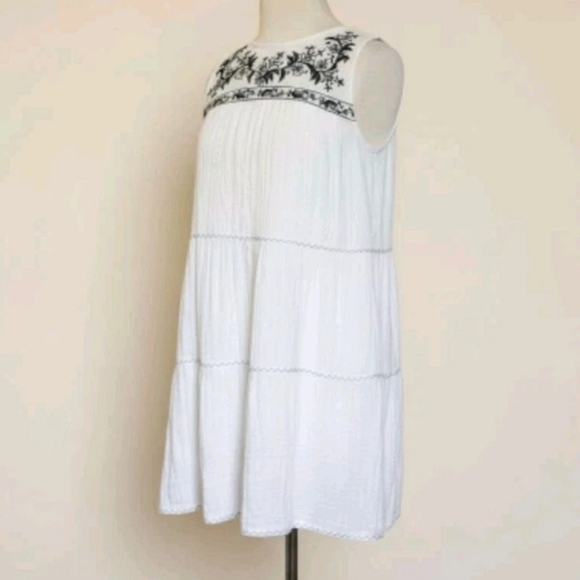 Max Studio White Embroidered Boho Dress Women’s Size Small Sleeveless Cotton - Picture 1 of 16